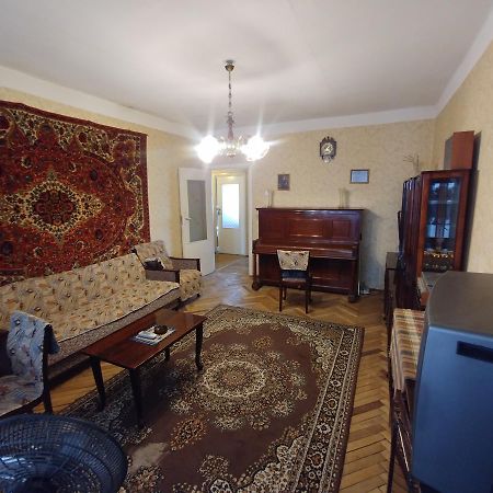 Apartment Vintage Jerevan Buitenkant foto